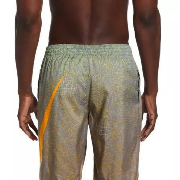 Nike Swim Mens Grid Swoosh Breaker 9" Volley Shorts Medium NESSD541 724 New Tag - Picture 2 of 13